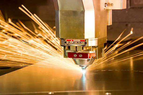 Corte a laser chapa de alumínio